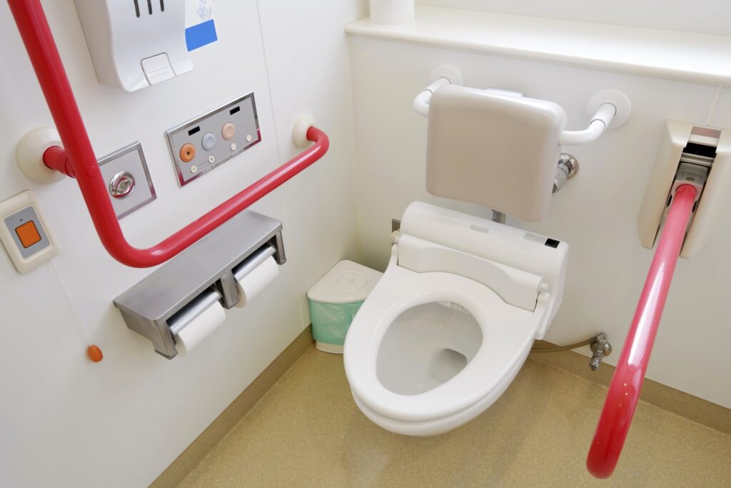 高齢者にとって使いやすいトイレとは 株式会社アイノン 大人用紙おむつ専門店 介護用品販売